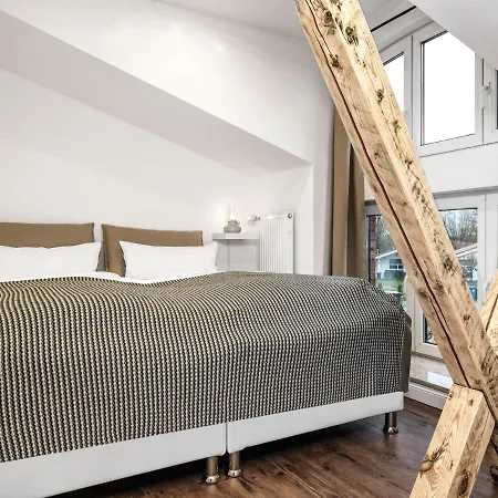 Poschmann Strohboden Διαμέρισμα *